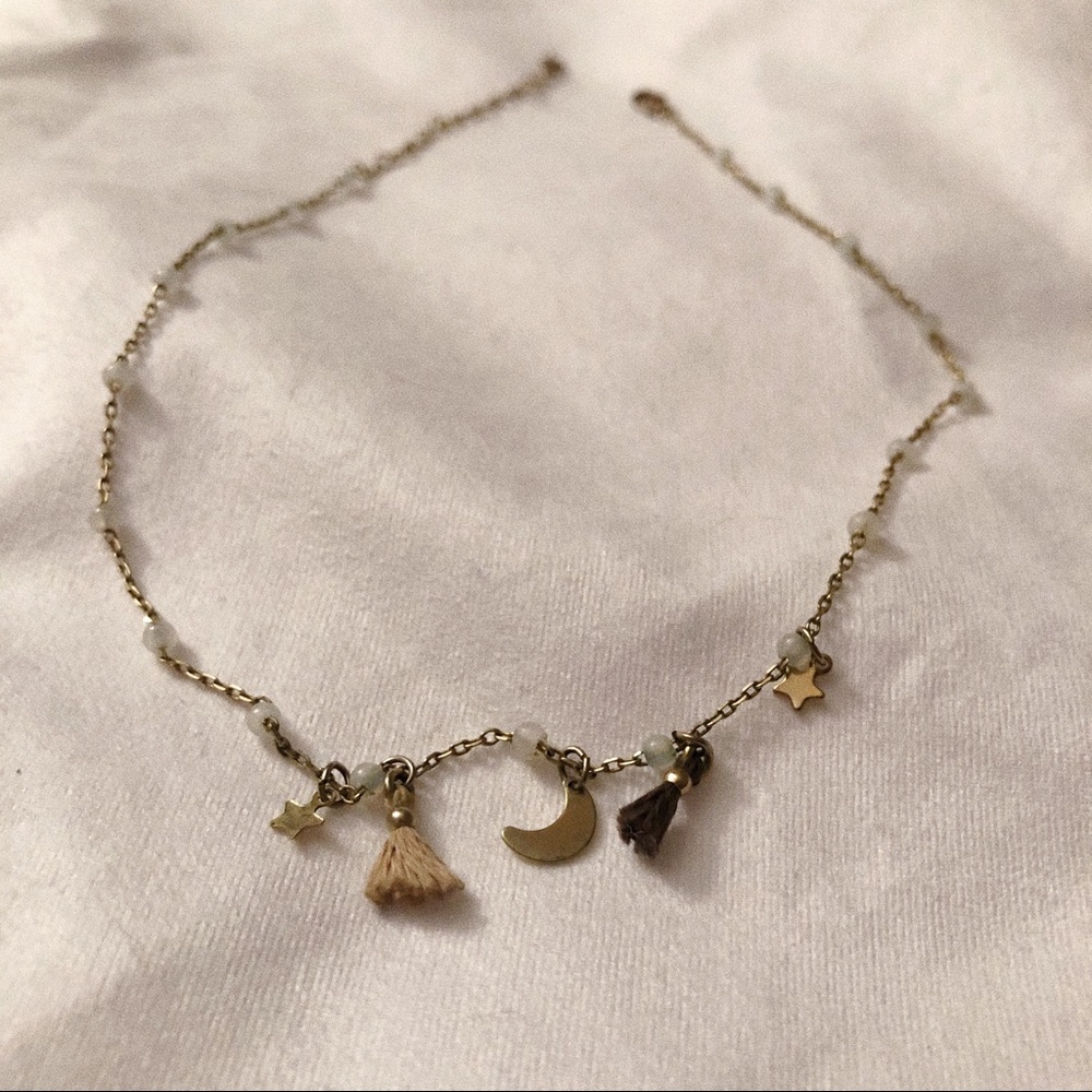 Dainty choker necklace
